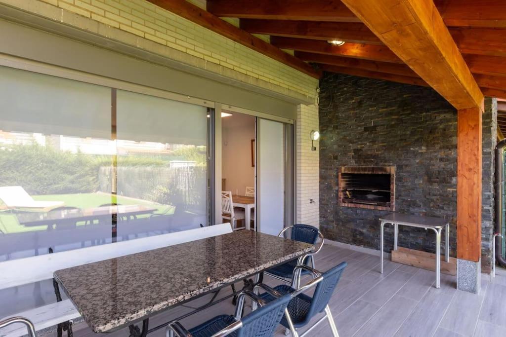 Chalet En Ciruena Con Barbacoa Dış mekan fotoğraf